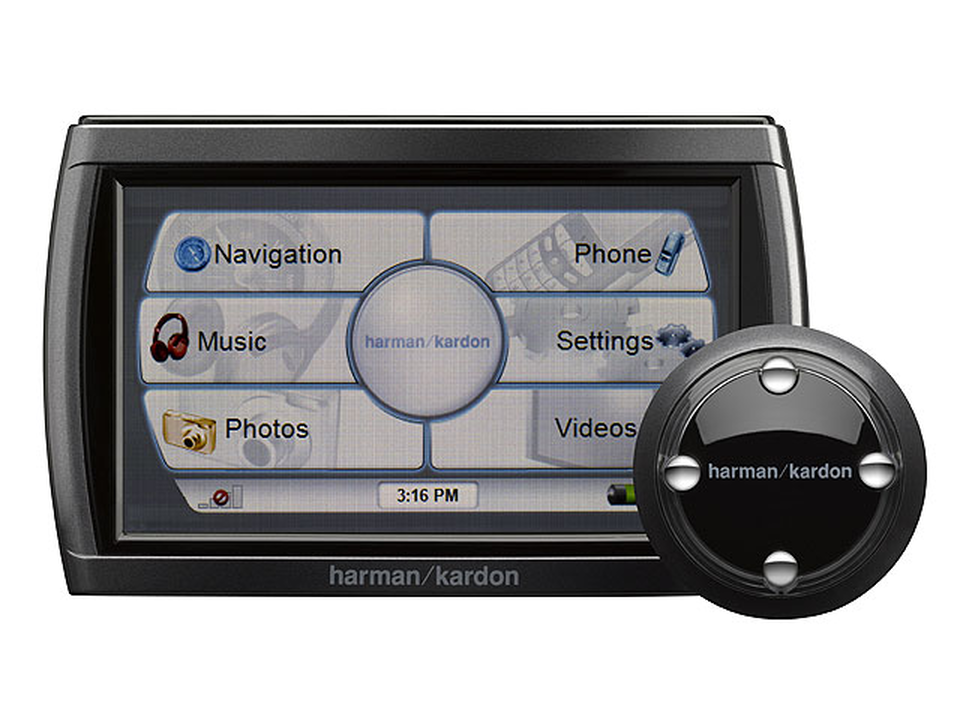 GPS 910 - Black - 4,8 inch PORTABLE NAVIG BT AV PLAYER EU MAPS - Hero